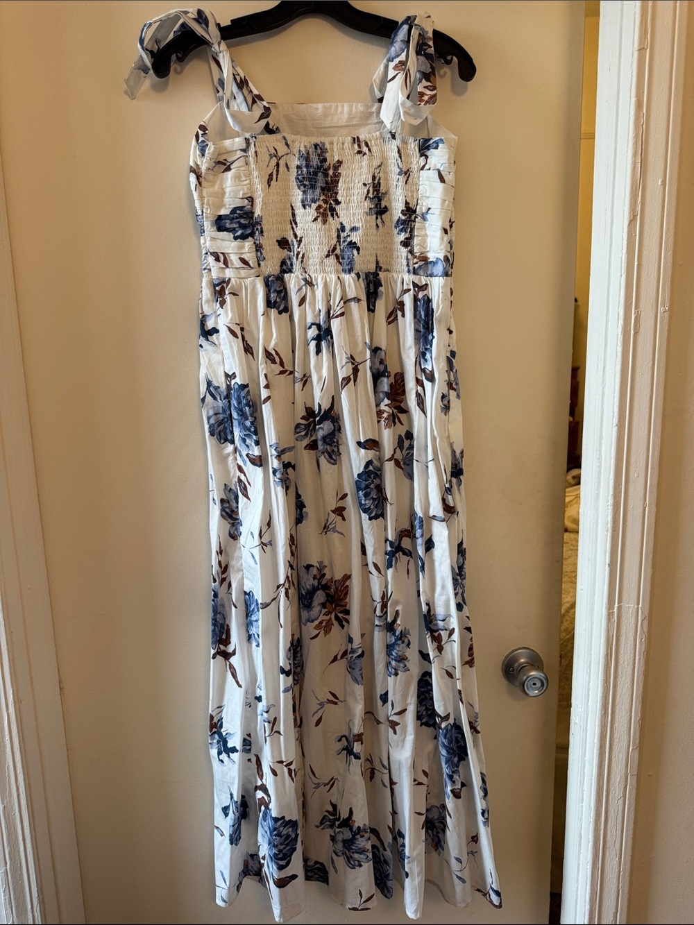 Abercrombie Emerson Tie-Strap Maxi Dress - Picture 5 of 6